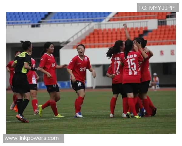 纽约城主场迎战费城联全力争胜展开激烈对决